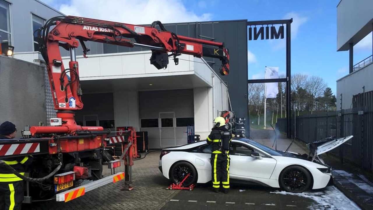 BMW i8 Fire In Netherlands